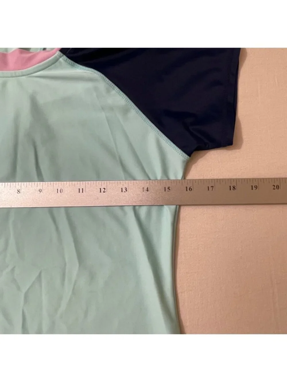 Eddie Bauer Kids L (14/16) Rash Guard Swim Shirt Short Sleeve Aqua Blue‎